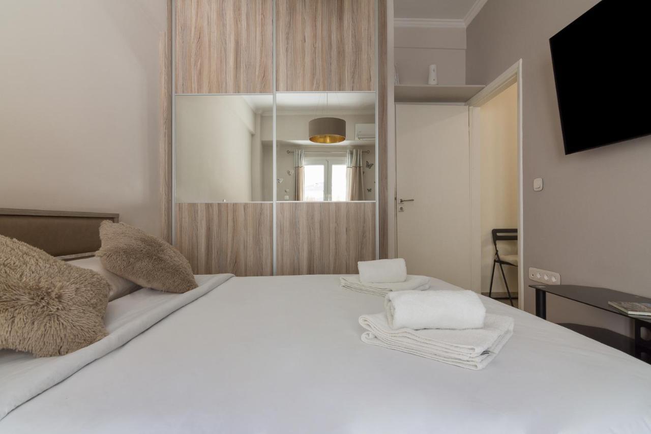 Beautiful And Spacious Apartment In Pagrati Athens Ngoại thất bức ảnh