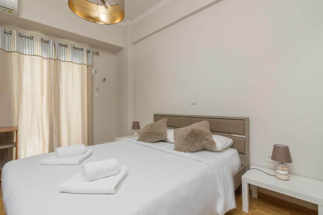 Beautiful And Spacious Apartment In Pagrati Athens Ngoại thất bức ảnh