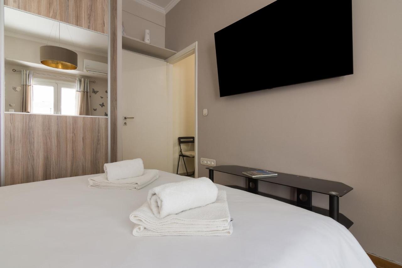Beautiful And Spacious Apartment In Pagrati Athens Ngoại thất bức ảnh