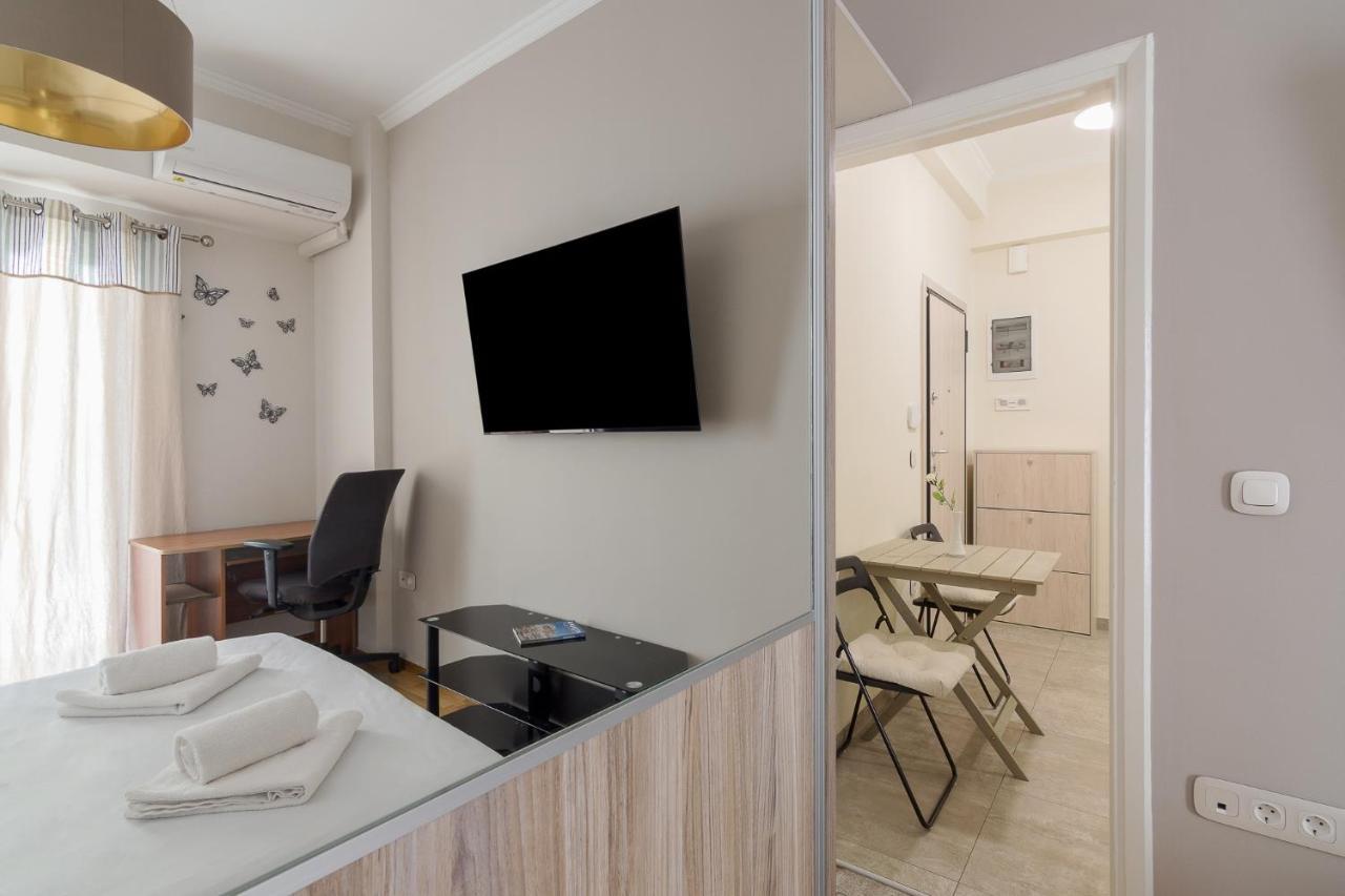 Beautiful And Spacious Apartment In Pagrati Athens Ngoại thất bức ảnh